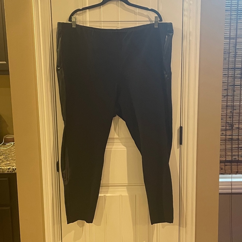 J. Jill Ankle Leggings with Vegan Leather Stripe on Side; Black; Plus Size 4X